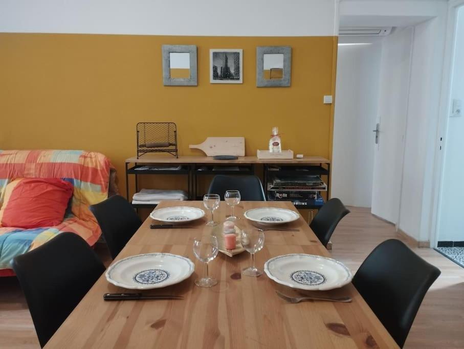 Appartement En Plein Centre. Carpentras Exteriör bild